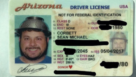 Foto SIM Ini Bakal Cerahkan Harimu